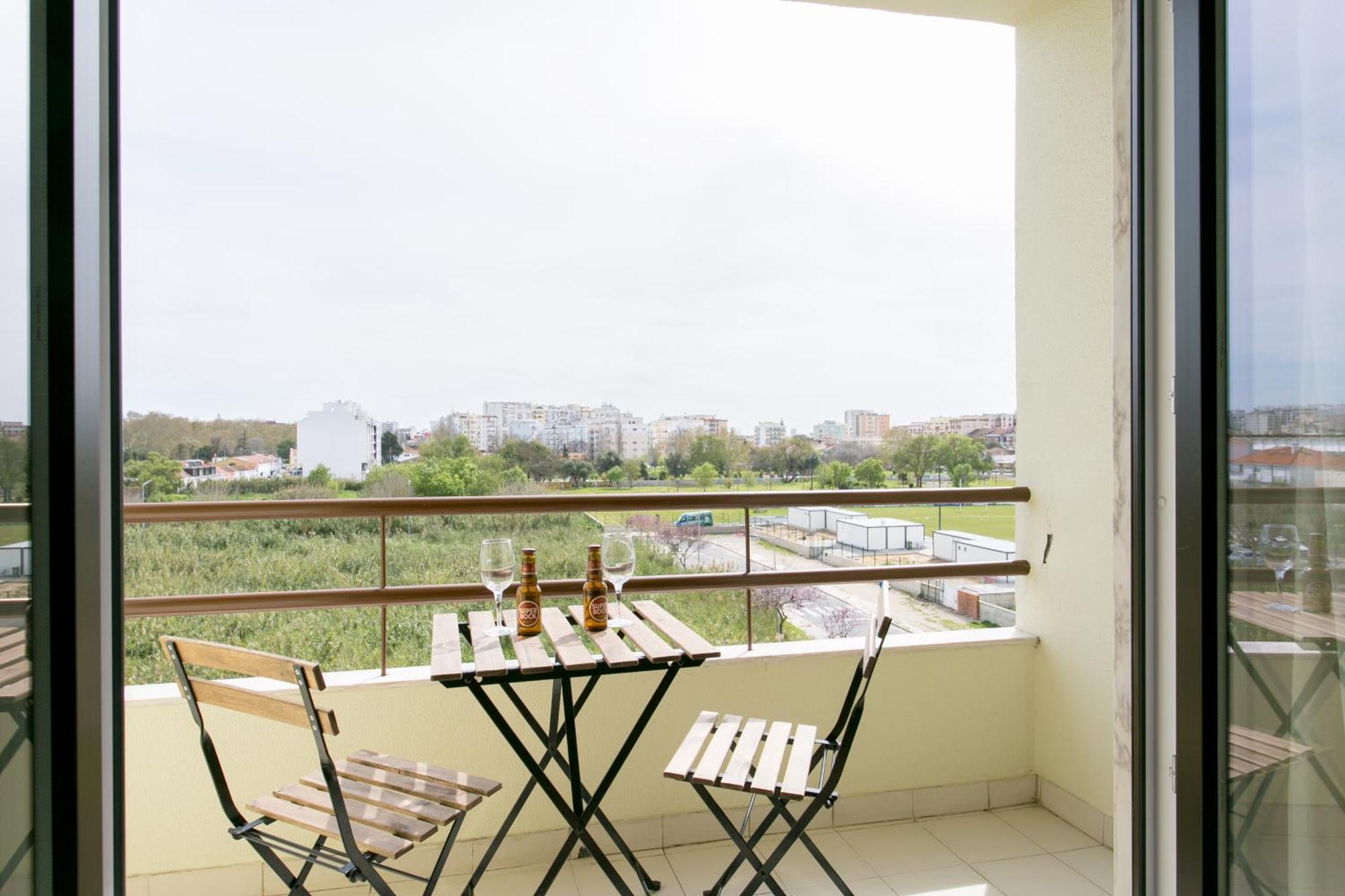 Apartamento Central Setubal Sossegado E Com Luz Exteriör bild