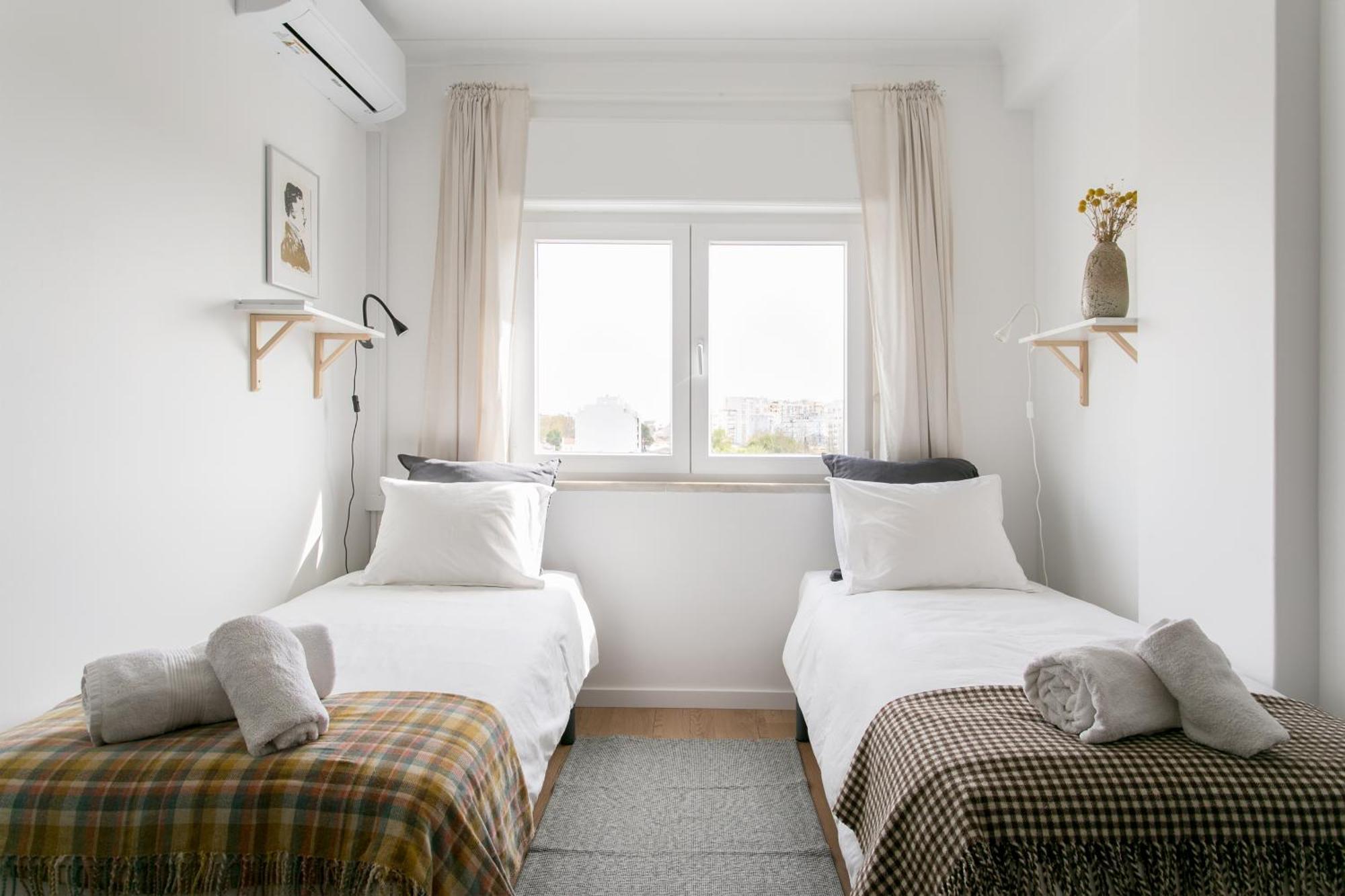 Apartamento Central Setubal Sossegado E Com Luz Exteriör bild